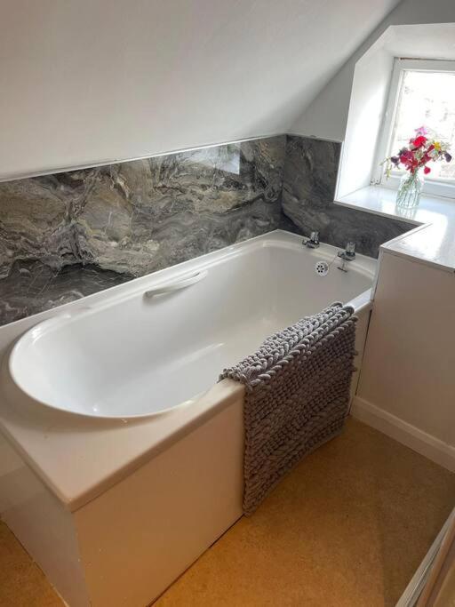 Honeycomb Cottage Newburgh  Εξωτερικό φωτογραφία